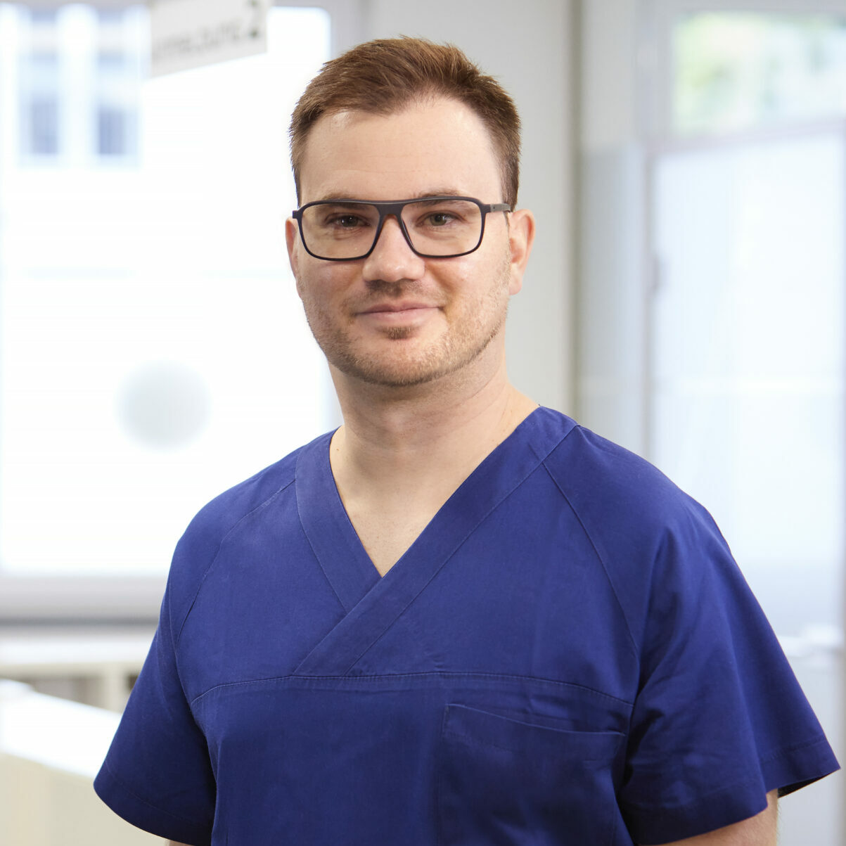 Dr. Luca Ulrich